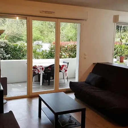 Petit Paradis A Bed & Breakfast 3*