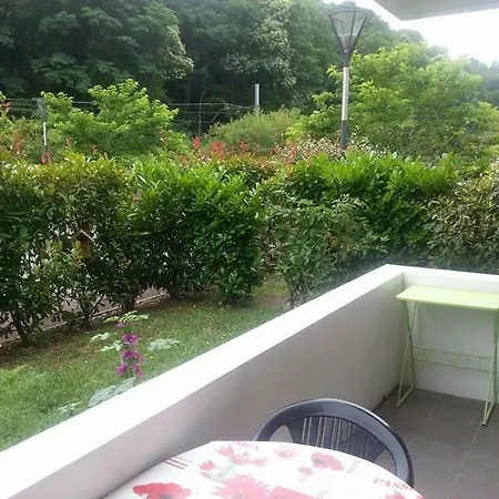 Petit Paradis A Bed & Breakfast